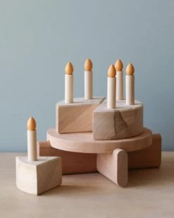 Odin Parker Exclusive Handmade Wooden Birthday Cake With Pedestal *New* 9 Odin Parker Exclusive Handmade Wooden Birthday Cake With Pedestal *New*