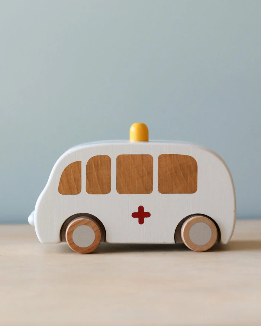 *New* Maileg | Wooden Ambulance Pull-Back Car 3 *New* Maileg | Wooden Ambulance Pull-Back Car