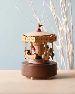 Wooderful Life *New* Christmas Carousel Music Box