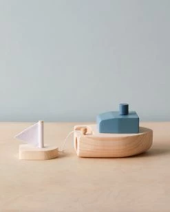 Kiko & GG Wind-up Wooden Bath Boat *New*