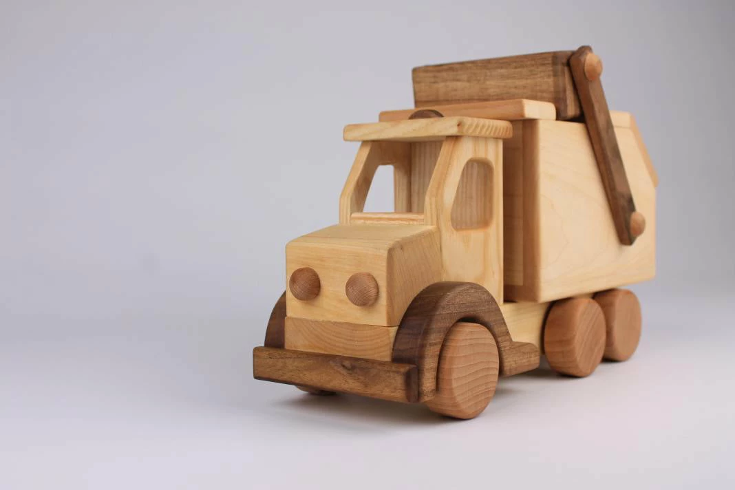 Odin Parker Handmade Wooden Garbage Truck *New* 8 Odin Parker Handmade Wooden Garbage Truck *New*