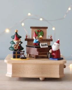 Wooderful Life *New* Santa's Christmas Concert Music Box