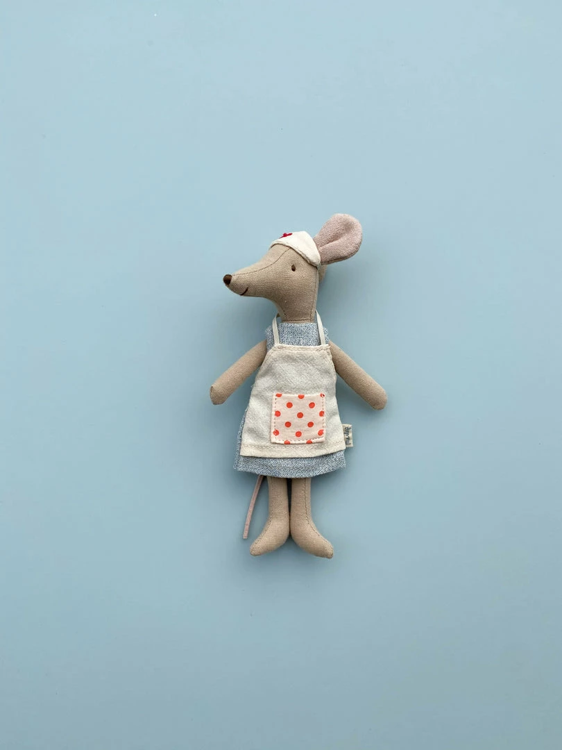 Maileg Nurse Mouse *New* 3 Maileg Nurse Mouse *New*
