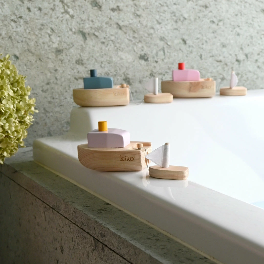 Kiko & GG Wind-up Wooden Bath Boat *New* 4 Kiko & GG Wind-up Wooden Bath Boat *New*